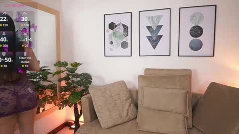 Snapshot of milacrave chatting on September 23, 12:03 pm milacrave online show from September 23, 12:03 pm