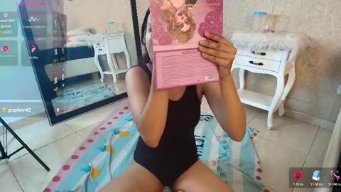 miladiosa online show from November 27, 12:30 pm