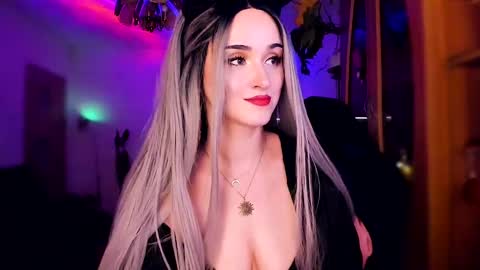 MiladyJolie online show from January 11, 4:06 am