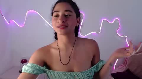 Snapshot of milah_hearrty chatting on September 10, 1:16 am Milah online show from September 10, 1:16 am