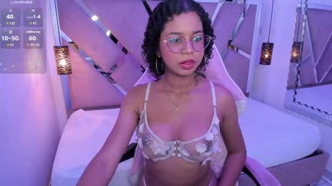 Milenna online show from December 13, 8:14 pm