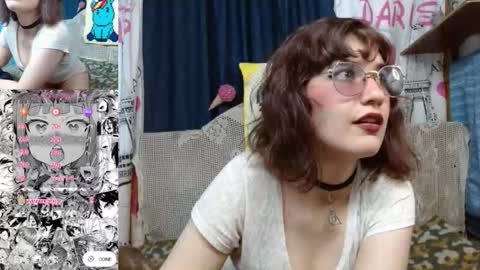 Snapshot of milalunala chatting on October 2, 7:08 pm Mila-Lunala online show from October 2, 7:08 pm