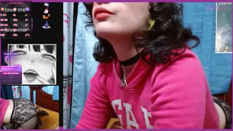 Snapshot of milalunala chatting on February 22, 1:55 am Mila-Lunala online show from February 22, 1:55 am