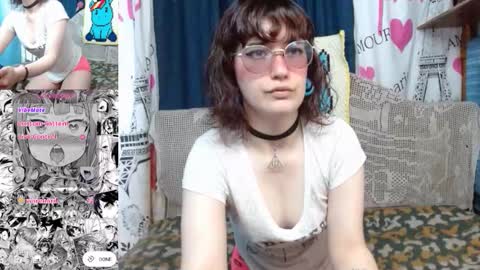 Snapshot of milalunala chatting on October 1, 6:13 pm Mila-Lunala online show from October 1, 6:13 pm