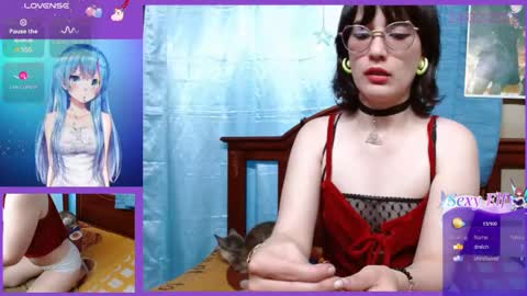 Snapshot of milalunala chatting on February 24, 10:25 pm Mila-Lunala online show from February 24, 10:25 pm