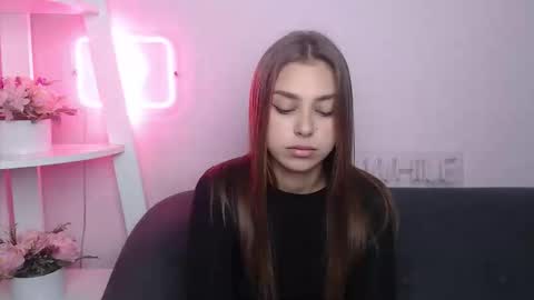 milanaangelas online show from October 11, 5:12 am