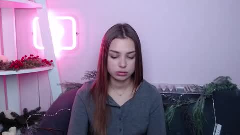 milanaangelas online show from January 19, 6:09 am