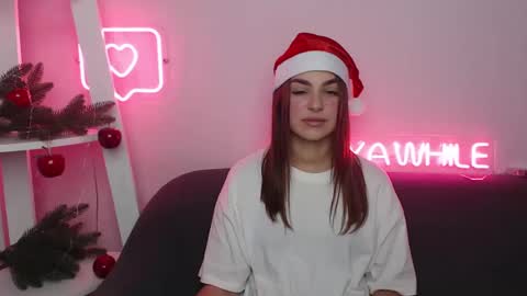 milanaangelas online show from December 26, 5:47 am
