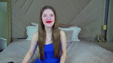 MilanaBalmain online show from December 2, 8:48 am