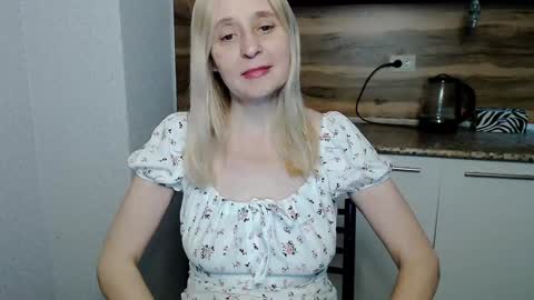 Snapshot of milanav chatting on January 3, 1:16 am Milena online show from January 3, 1:16 am