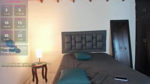 Mia online show from September 21, 6:01 am