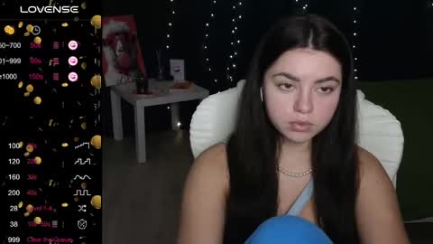 Snapshot of milania_hot_foxy chatting on February 23, 3:45 pm Mila online show from February 23, 3:45 pm