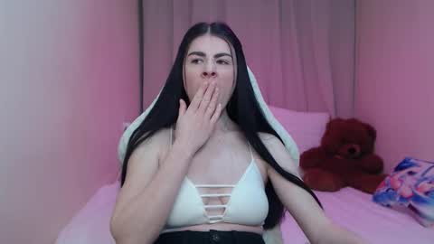 milasecretsss online show from March 13, 1:45 pm