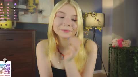 Mila online show from March 3, 3:27 am
