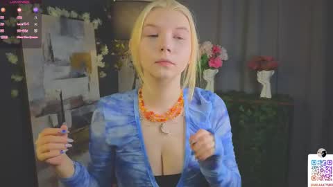 Mila online show from February 16, 2:11 am