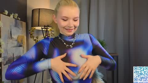 Mila online show from January 26, 2:24 am
