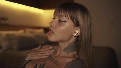 M  Telegram mamagotachannel online show from April 4, 2:05 pm