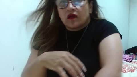 Snapshot of milena_hoot_ chatting on September 20, 2:10 am MILENA online show from September 20, 2:10 am