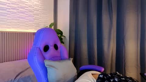 milena_lawson online show from October 22, 11:48 am