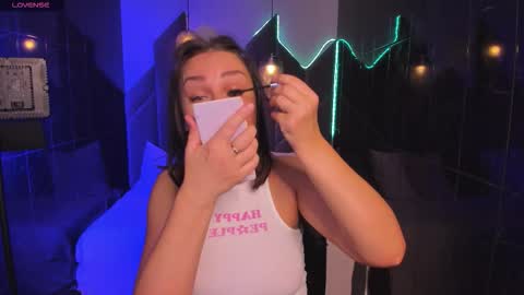 Snapshot of milena_mellow chatting on September 30, 8:46 pm Milena online show from September 30, 8:46 pm