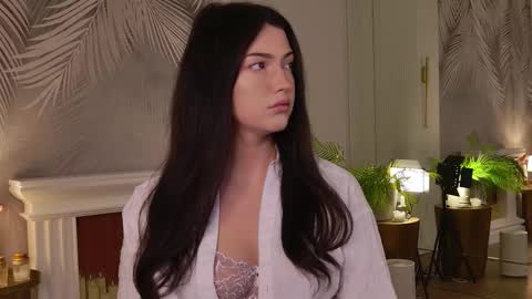 Miley online show from February 11, 6:04 am