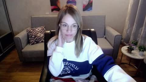milf_for_u777 online show from September 29, 1:27 pm