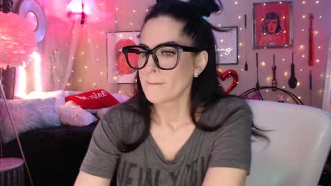 Milf Lacey online show from January 22, 4:12 pm
