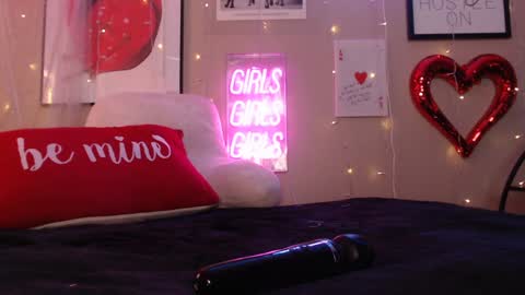 Milf Lacey online show from January 31, 1:11 am