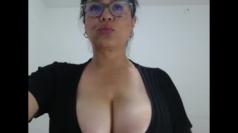 camila online show from October 16, 2:36 am