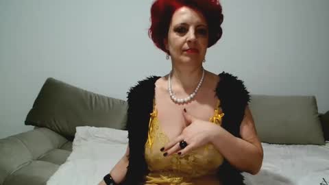 Milfsupreme online show from January 29, 9:17 pm