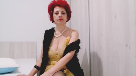 Milfsupreme online show from November 25, 3:14 pm