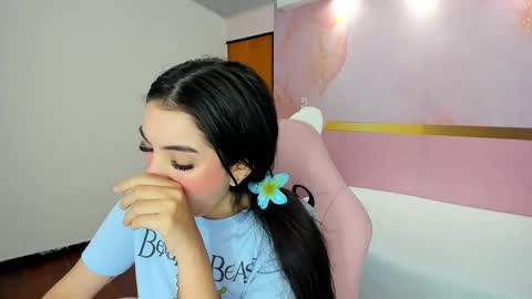 S O F I A online show from November 6, 10:54 am