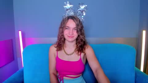 milkablond online show from December 27, 11:31 pm