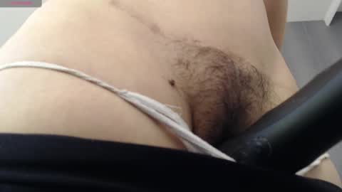 Snapshot of milker_amira chatting on March 1, 2:55 pm Amira online show from March 1, 2:55 pm
