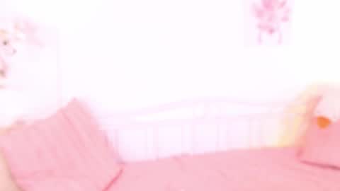 milky_0 online show from October 2, 11:10 pm