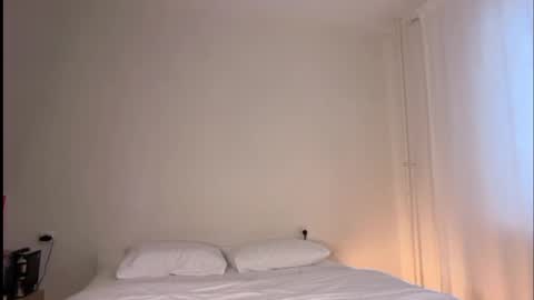 milky__way_ online show from February 7, 2:21 pm