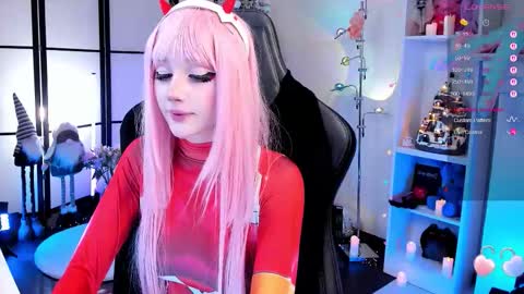 milky cute online show from January 18, 1:02 am