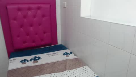 milkyway_18 online show from January 23, 1:02 pm