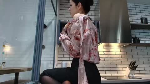 milla bella online show from March 24, 10:26 pm