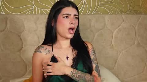 Snapshot of millabliss chatting on October 26, 9:10 pm MillaBliss online show from October 26, 9:10 pm