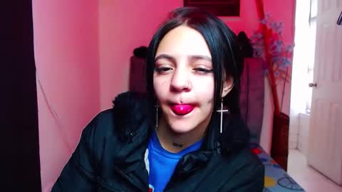 Violeta online show from October 6, 1:28 pm