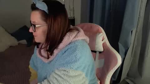 Milla online show from February 3, 12:21 pm