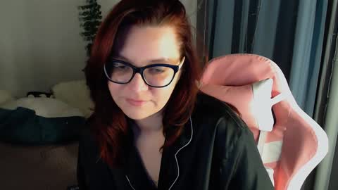 Milla online show from December 6, 8:28 pm