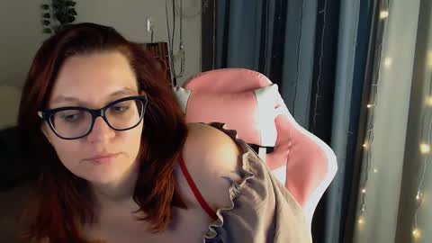 Milla online show from December 22, 8:03 pm
