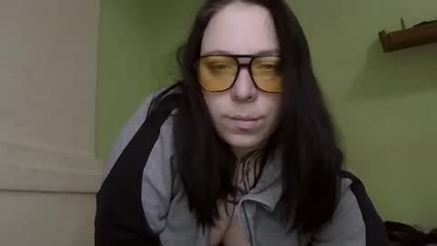 MillaSourety online show from February 11, 12:39 pm