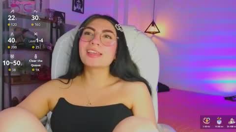 Snapshot of miller_vanessa_ chatting on September 23, 9:57 pm miller_vanessa_ online show from September 23, 9:57 pm