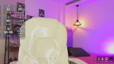 Snapshot of miller_vanessa_ chatting on September 18, 10:52 pm miller_vanessa_ online show from September 18, 10:52 pm