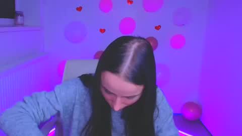 Snapshot of milly_liss chatting on February 26, 6:40 am Milly online show from February 26, 6:40 am