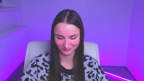 Snapshot of milly_liss chatting on December 24, 12:44 pm Milly online show from December 24, 12:44 pm