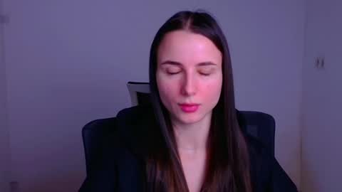 Snapshot of milly_liss chatting on December 26, 6:30 am Milly online show from December 26, 6:30 am